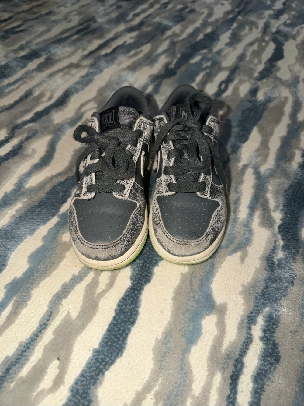 Nike Kids Sneakers Black with Lime Green Soles